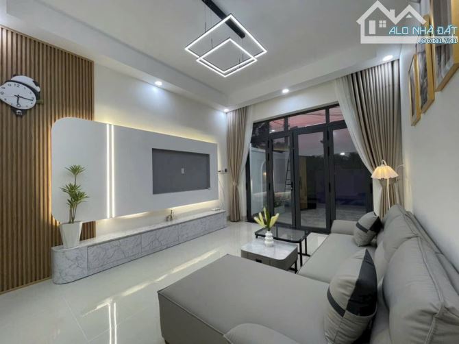 Nhà cấp 4, SHR, full nội thất, đường bê tông 5m, Tân Thạnh Đông, Chỉ 1 tỷ 200. - 5
