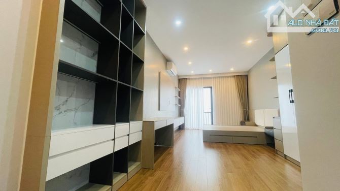 BÁN NHÀ 5 TẦNG THANG MÁY - FULL NỘI THẤT LUXURY PHỐ BỒ ĐỀ. DT:55M. GIÁ 12.5 TỶ. - 5