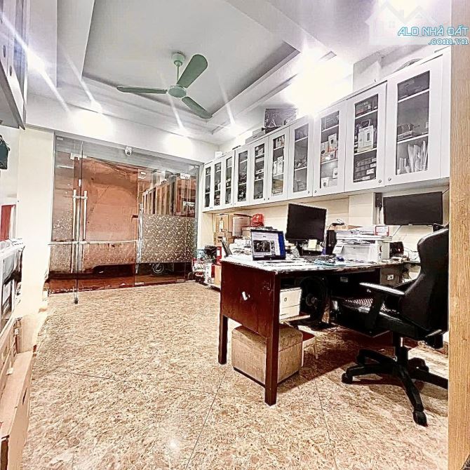 Nhà Nguyễn Đức Cảnh 40m2, nhiều ngủ, đang cho thuê 11tr/tháng dòng tiền ổn, giá bán 9 tỷ. - 5
