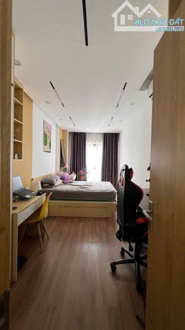Bán nhà DV khu B Yên Nghĩa- Phân lô vỉa hè - 50m2 - 7 tầng - Thang máy - hơn 13 tỷ - 5