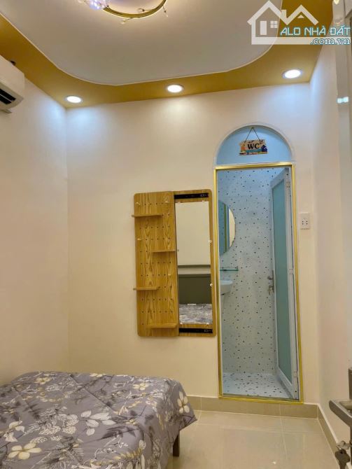 Biệt Thự Mini Siêu Đẹp CMT8 Ngay Bảy Hiền P.5 Tân Bình 30m2 2 Tầng 3PN. Chỉ 4.1 tỷ - 5