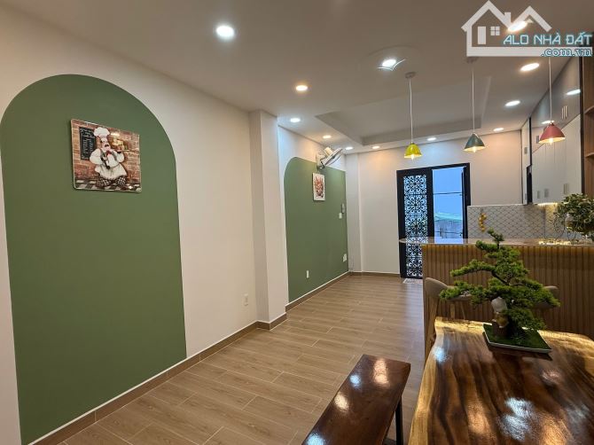 Bán nhà MT nội bộ Bùi Minh Trực- 4m x 13- 52m/2 - 1 trệt 4 Lầu + sân thượng - 4PN - F6 Q8 - 6
