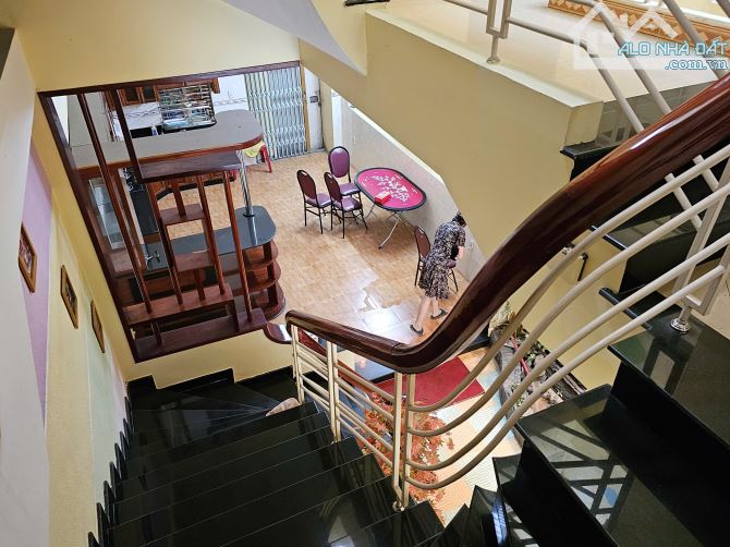 NHÀ 1 TRỆT 2 LẦU NGAY CHỢ BỬU LONG - 6