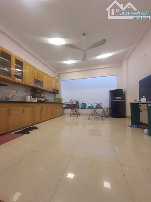 CHỦ NGỘP BANK CẦN BÁN GẤP NHÀ MẶT PHỐ, TRUNG TÂM, VIỆT HƯNG, LONG BIÊN PHÂN LÔ – Ô TÔ – KI - 6
