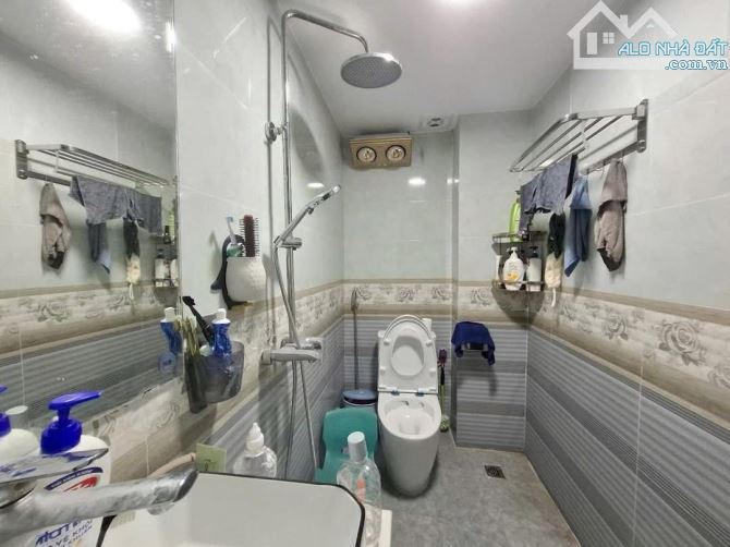 Nhà Đẹp Phú Thượng 4 tầng , 45m2 , ô tô vào nhà - 11,5 tỷ - 6