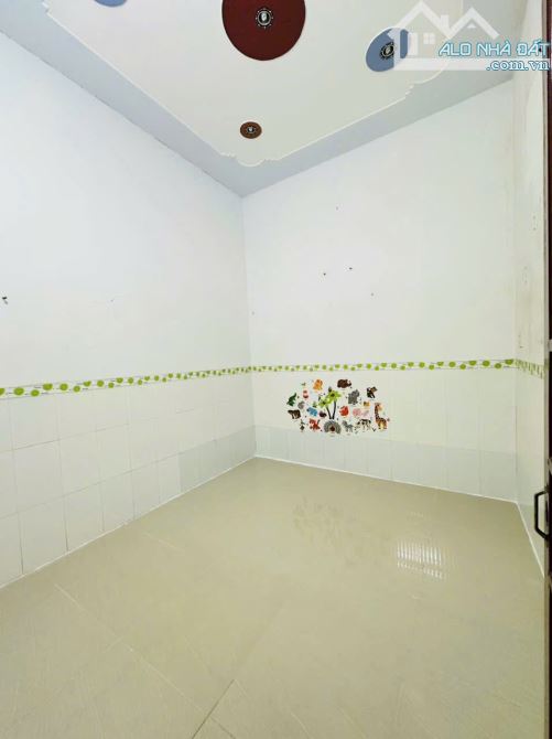 Kẹt tiền ! Cần bán gấp căn nhà cấp 4 ở Đ. Tân Xuân 2 , Hóc Môn 81m2 SHR giá chỉ 940 triệu - 6