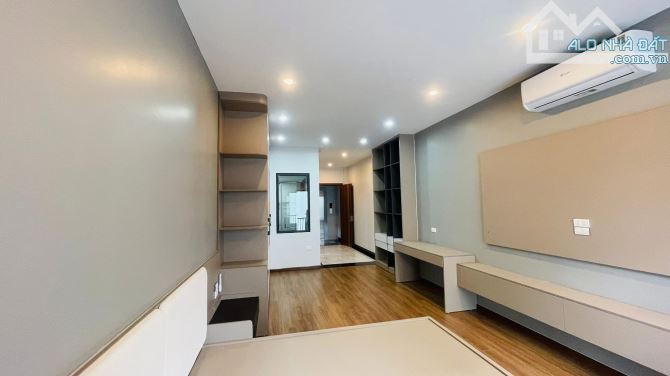 BÁN NHÀ 5 TẦNG THANG MÁY - FULL NỘI THẤT LUXURY PHỐ BỒ ĐỀ. DT:55M. GIÁ 12.5 TỶ. - 6