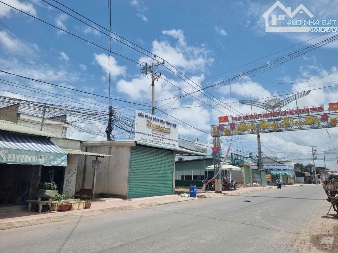 10x57 Mặt tiền 1B gần TL823D giá đẹp 6.5 tỷ. Hợp kinh doanh trọ, làm biệt thự, homstay... - 6