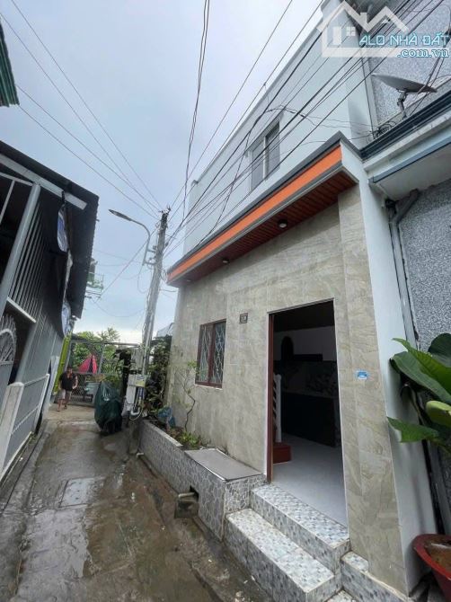 Nhà 1 Lầu 2 Mặt Tiền Đường Trước Sau. Ngay Thị Trấn Cần Giuộc. Sổ Hồng Riêng Giá Rẻ - 6