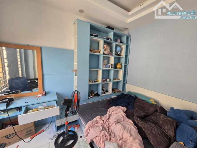 Bán nhà Văn Trì Minh Khai 35m2 4 tầng dân xây, Lô góc Ô tô 7 chỗ đỗ cửa giá 6,5 tỷ - 6