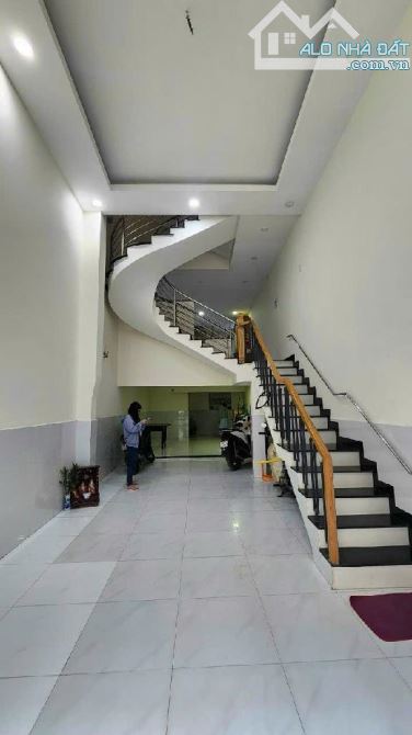 SIÊU NHÀ PHỐ 5 TẦNG KIÊN CỐ – HẺM XE HƠI – 7 PHÒNG NGỦ – THU NHẬP CAO 🌟 - 6