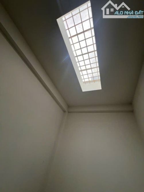 BÁN NHÀ CHDV 4 TẦNG ❌ 45TR/TH - HẺM 6m TRƯỜNG CHINH - 64m2 (4.4x14) - 8 TỶ - 6