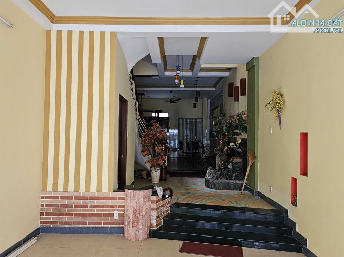 NHÀ 1 TRỆT 2 LẦU NGAY CHỢ BỬU LONG - 7