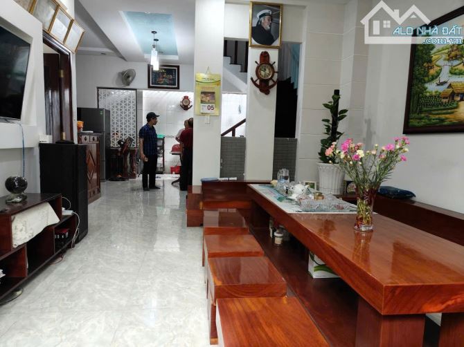 Bán nhà mặt  đường Phạm Đôn Lễ gần chợ Thạnh Mỹ Lợi Quận 2 cũ (98m2) 17.2 tỷ - 7
