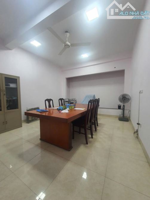 CHỦ NGỘP BANK CẦN BÁN GẤP NHÀ MẶT PHỐ, TRUNG TÂM, VIỆT HƯNG, LONG BIÊN PHÂN LÔ – Ô TÔ – KI - 7