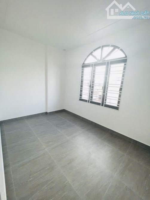 🏡 BÁN NHÀ 3 TẦNG NGÕ 430 TRẦN NGUYÊN HÃN LÊ CHÂN 68M GIÁ CHỈ 3,95 TỶ SÂN CỔNG - 7