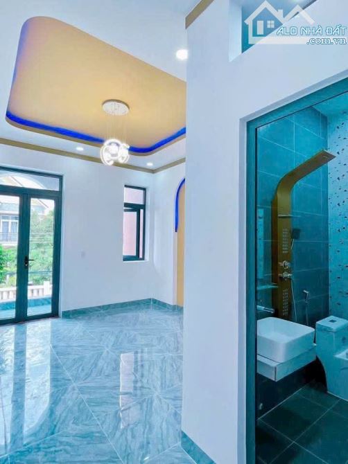 CHỦ GỬI BÁN NHÀ 1T2L TÂN HẠNH BIÊN HOÀ. DT:100M2. GIÁ: 3TỶ7 TL   Đường trước nhà 6m, thông - 7
