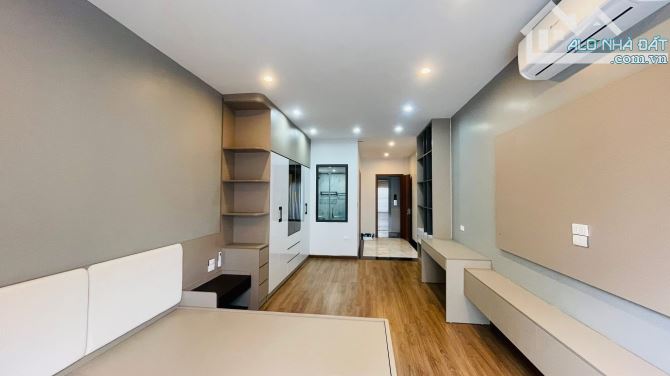 BÁN NHÀ 5 TẦNG THANG MÁY - FULL NỘI THẤT LUXURY PHỐ BỒ ĐỀ. DT:55M. GIÁ 12.5 TỶ. - 7