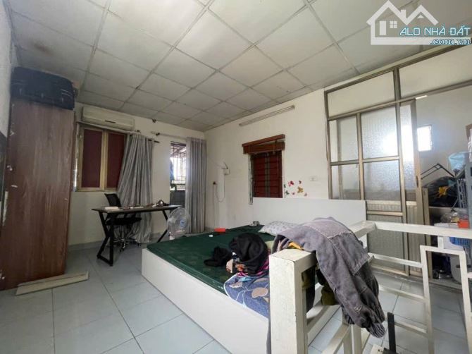Nhà đẹp 35m2 dân xây 4 tầng quận Thanh Xuân giá chỉ 2.28 T.Ỷ - 7