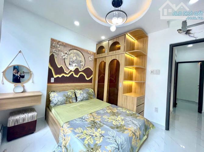 Bán nhà đẹp gần Phan Huy Ích, vào ở ngay, 4 tầng, SHR - 8