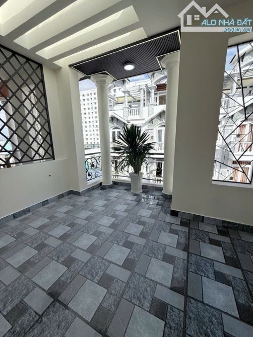 BÁN NHÀ ĐẸP HOÀNG BẬT ĐẠT – TÂN BÌNH – 5 TẦNG FULL NỘI THẤT – HẺM Ô TÔ – GIÁ CHỈ 8,9 TỶ - 8