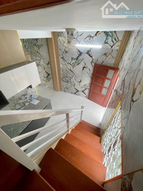 Nhà 1 Lầu 2 Mặt Tiền Đường Trước Sau. Ngay Thị Trấn Cần Giuộc. Sổ Hồng Riêng Giá Rẻ - 8