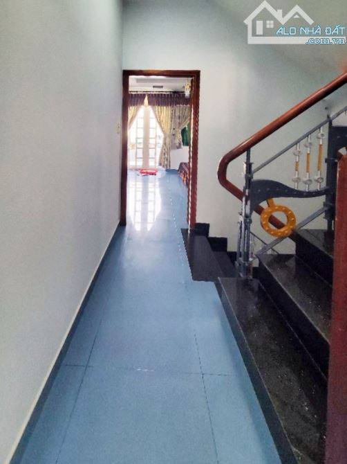 Nhà 4 tầng ngang 5.2m, 64m², sát mặt tiền Văn Thân Q6, kinh doanh được. 8.2 tỷ - 9