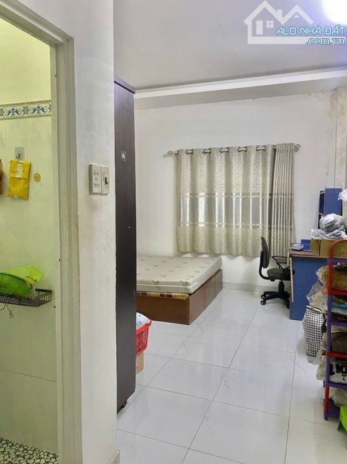 BÁN NHÀ 4 TẦNG-DỌN VÀO Ở NGAY-ÔTÔ NGỦ TRONG NHÀ-PHẠM THẾ HIỂN-DT: 4X16-NHỈNH 8 TỶ - 9