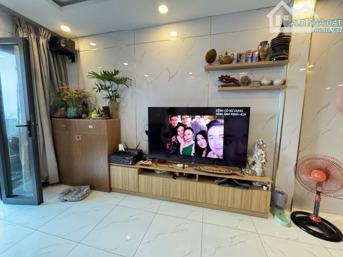 BÁN NHÀ BẠCH ĐẰNG - BÌNH THẠNH - 98M2 - 2 TẦNG - 8,2 TỶ - 9