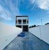 VILLA SÂN VƯỜN CÓ HỒ BƠI 251M2 MẶT TIỀN ĐƯỜNG GẦN CHỢ LONG THƯỢNG