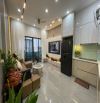 Bán nhà Nguyễn Văn Cừ 34m² x 7 tầng, thang máy, ô tô 7 chỗ vào nhà – full nội thất cao cấp