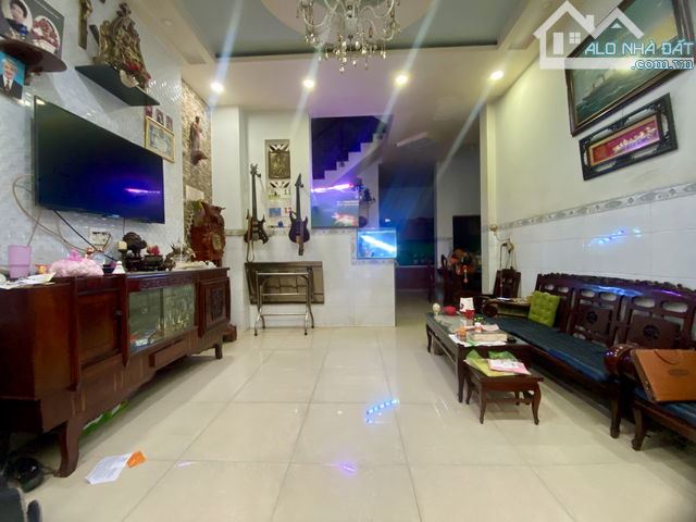 Nhà phố Lê Lai - P.12 - Tân Bình – NGANG 5,67M - 5PN, 4WC, 11.5 tỷ, gần chợ Bà Hoa