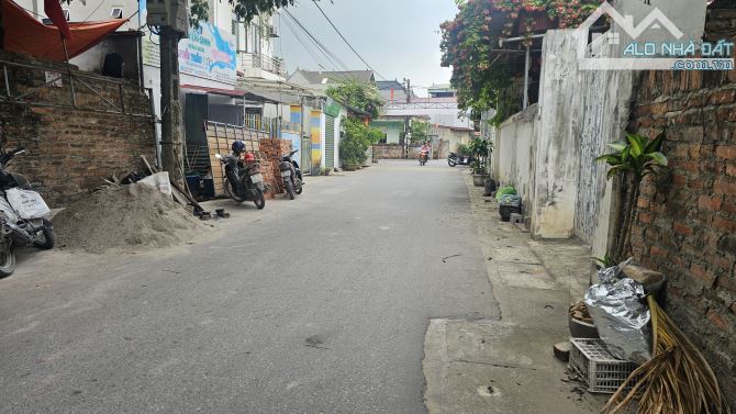 SÁT KCN NỘI BÀI - CÁCH ĐƯỜNG ĐÔI NỘI BÀI 100M - CÁCH KCN 2,3 500M - ĐƯỜNG THÔNG Ô TÔ TRÁNH