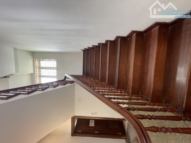 ✅CHO THUÊ BIỆT THỰ PHÁP VÂN, 350M2x3,5 TẦNG, HOÀNG MAI, GIÁ RẺ 35 TR.