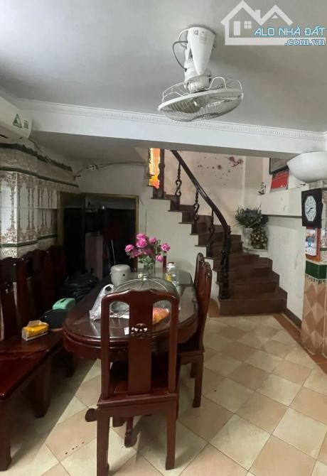 MẶT PHỐ TRẦN XUÂN SOẠN - HAI BÀ TRƯNG  - LÔ GÓC - 2 THOÁNG - KINH DOANH VÔ ĐỊCH - 50M