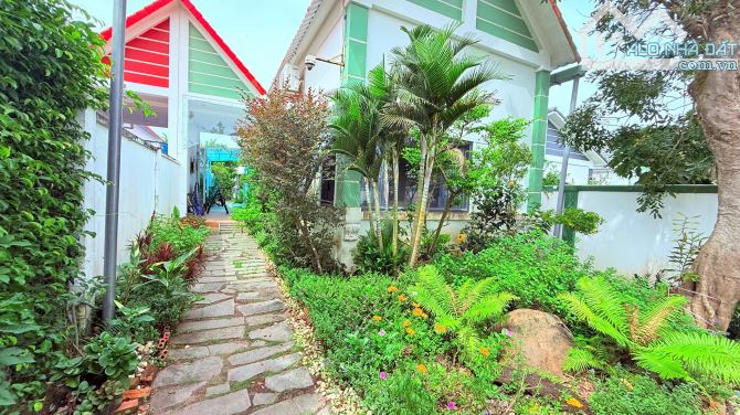 Nhà Vườn Đầy Đủ Tiện Ích Giá Tốt Diện tích: 488m2-100m thổ cư Mặt tiền đường nhựa 8m gần q