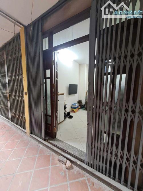 Khương Trung Thanh Xuân dân xây cách mp 1 nhà Mt 6.4m 5 tầng 30m chỉ 5.5 tỷ