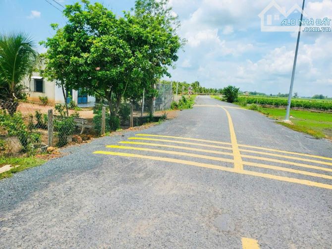 Bán đất mặt nhựa  10m  tại Suối Đá, Dương Minh Châu, Tây Ninh, Dt 200m2 giá 550 triệu VND