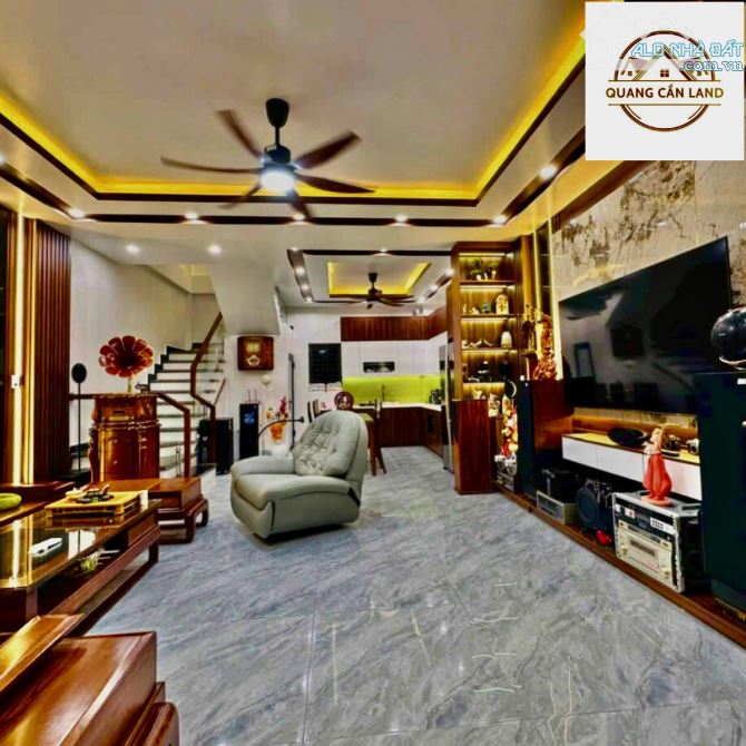 BÁN NHÀ PHỐ KIM NGƯU - NGÕ THÔNG, NÔNG - NHÀ MỚI ĐẸP Ở NGAY - GẦN Ô TÔ - 40M2 - 4 TẦNG