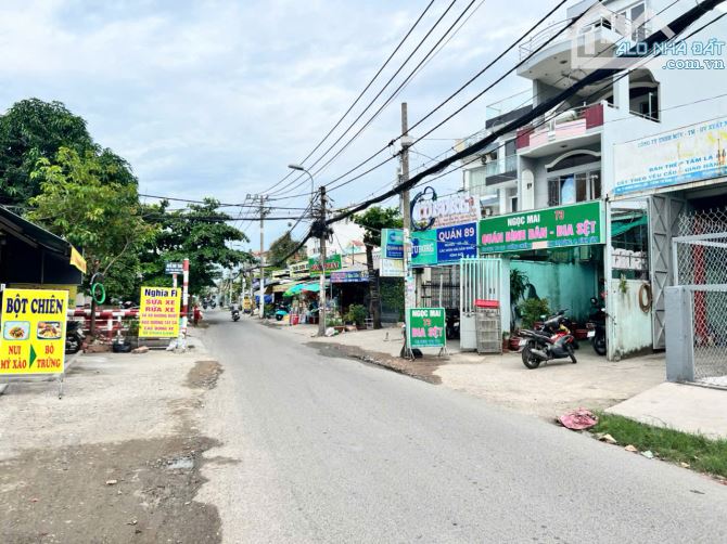 Bán nhà mặt tiền Chiến Lược ngang 5m Gần vòng xoay Phú Lâm , Q.6