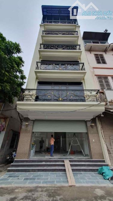 BÁN NHÀ BA ĐÌNH, MẶT PHỐ ĐÊ LA THÀNH, NGAY VIỆN NHI TW, 2 MẶT TIỀN, VỈA HÈ ĐÁ BÓNG, Ô TÔ D