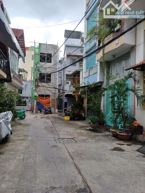 Bán nhà 2 MT Nguyễn Cảnh Chân,Quận 1,DT: 5mx18m,K?C trệt 3 lầu vuông vức.Giá chỉ 17 tỷ TL