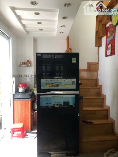 Bán nhà 4 tầng, ngang rộng 4.5m, Phan Văn Trị, phường 11, Bình Thạnh, nhỉnh 4 tỷ