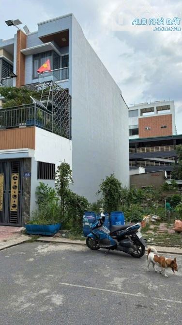 🟥 Chủ Thua Cá Độ Bóng Đá Cần Bán Gấp Lô Đất Đường Đoàn Nguyễn Tuấn – Chỉ 1 Tỷ 1 – SHR