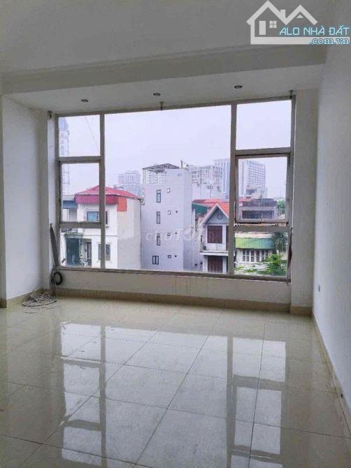 Cho thuê nhà 6 tầng + tum ngõ 279 Đội Cấn – Ba Đình, 40m², mặt tiền 4.5m, giá 25tr/tháng