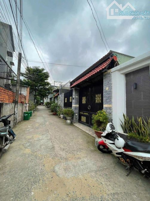Đất nguyễn xiển đg 26 Long Thạnh Mỹ Q9 142m2 SHR đg ô tô