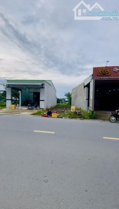 bán rẻ đất mặt tiền đường tỉnh lộ 9 hoặc đường mỹ hạnh 3,7tỷ - 2