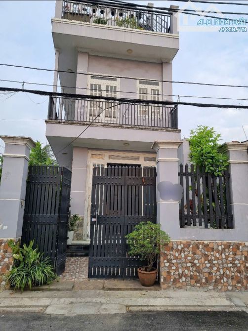Bán nhà căn góc 3 tầng 90m2 đường vườn lài phường an phú đông giá 8.9 tỷ 4PN rộng