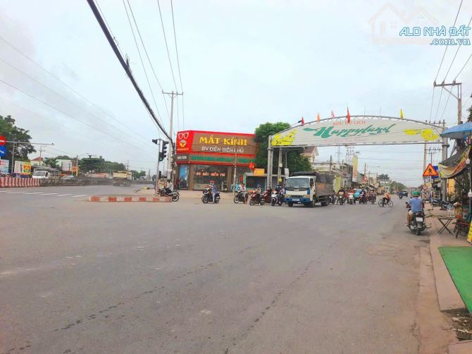 Hàng ngộp, 1000m2 đất thổ view kênh cực đẹp chốt 1.35 tỷ