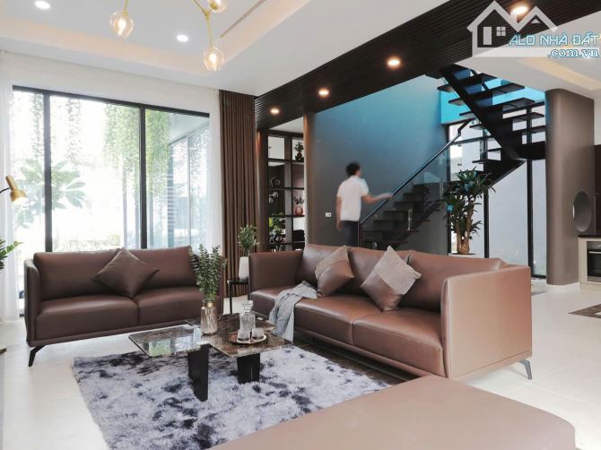 BÁN GẤP MẶT TIỀN SONG HÀNH ,AN PHÚ QUẬN 2 -DT: 15X20M HẦM 3 LẦU HĐT 190TR/TH GIÁ 100 TỶ